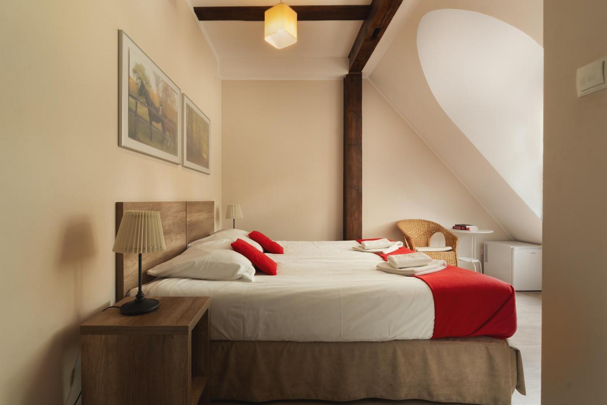 Hotel Stary Mlyn Strzeszyn à Lubowo  Extérieur photo