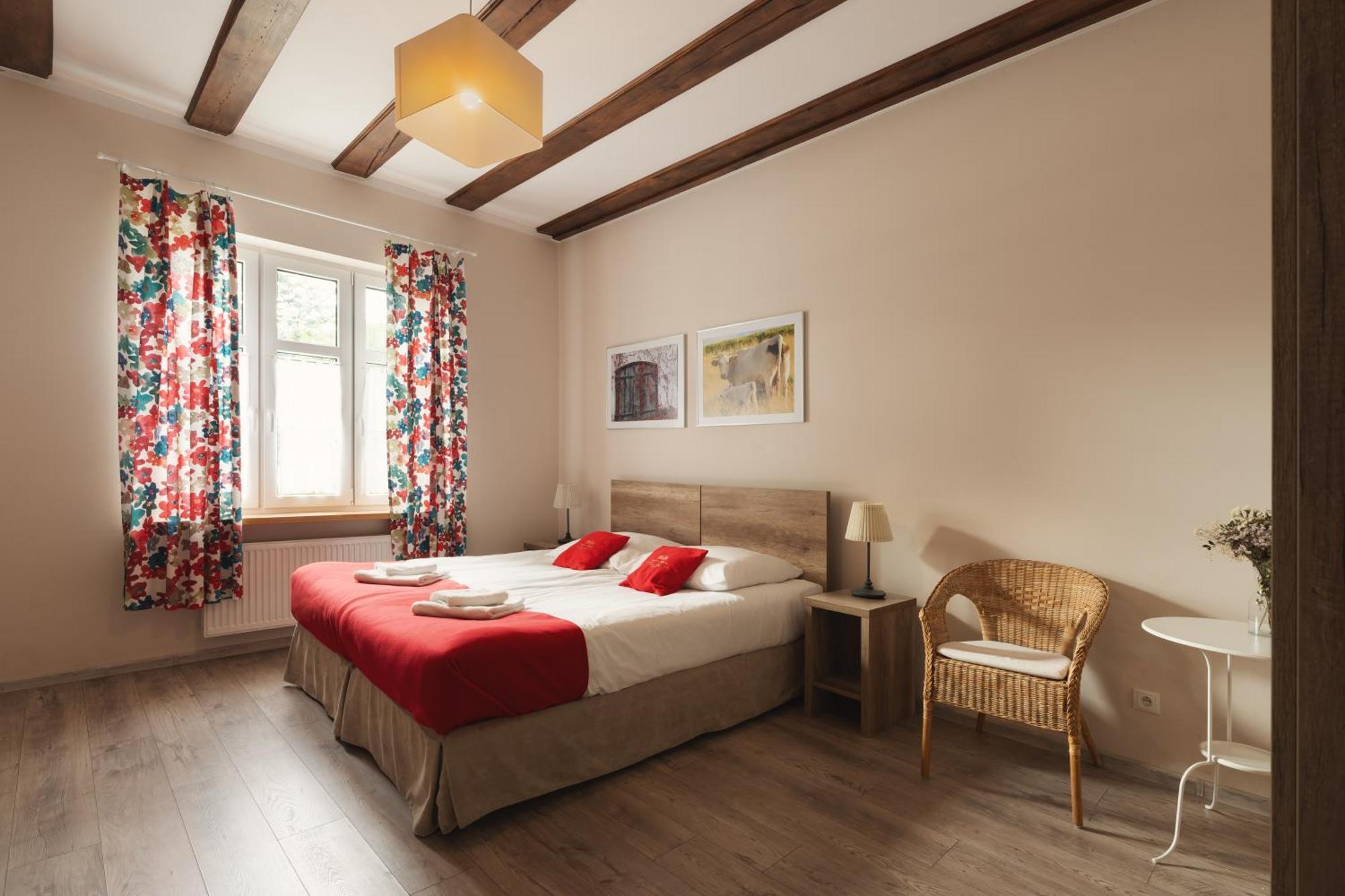 Hotel Stary Mlyn Strzeszyn à Lubowo  Extérieur photo