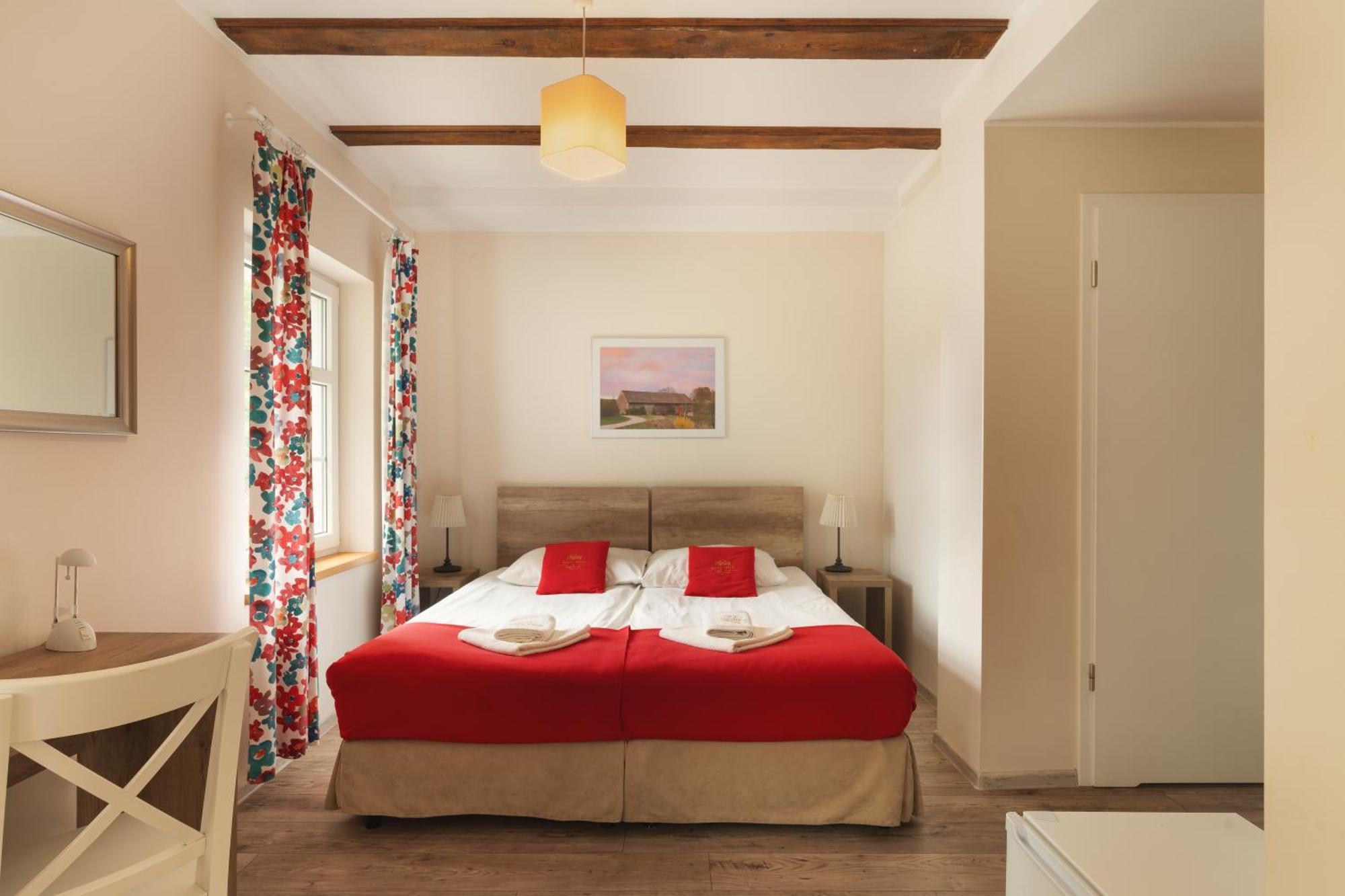 Hotel Stary Mlyn Strzeszyn à Lubowo  Chambre photo